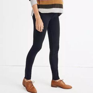 Madewell maternity jeans - black, over the belly